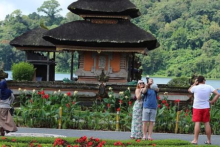 Private Bali Tour: Explore Water Temples, Hidden Waterfalls & Rice Terraces