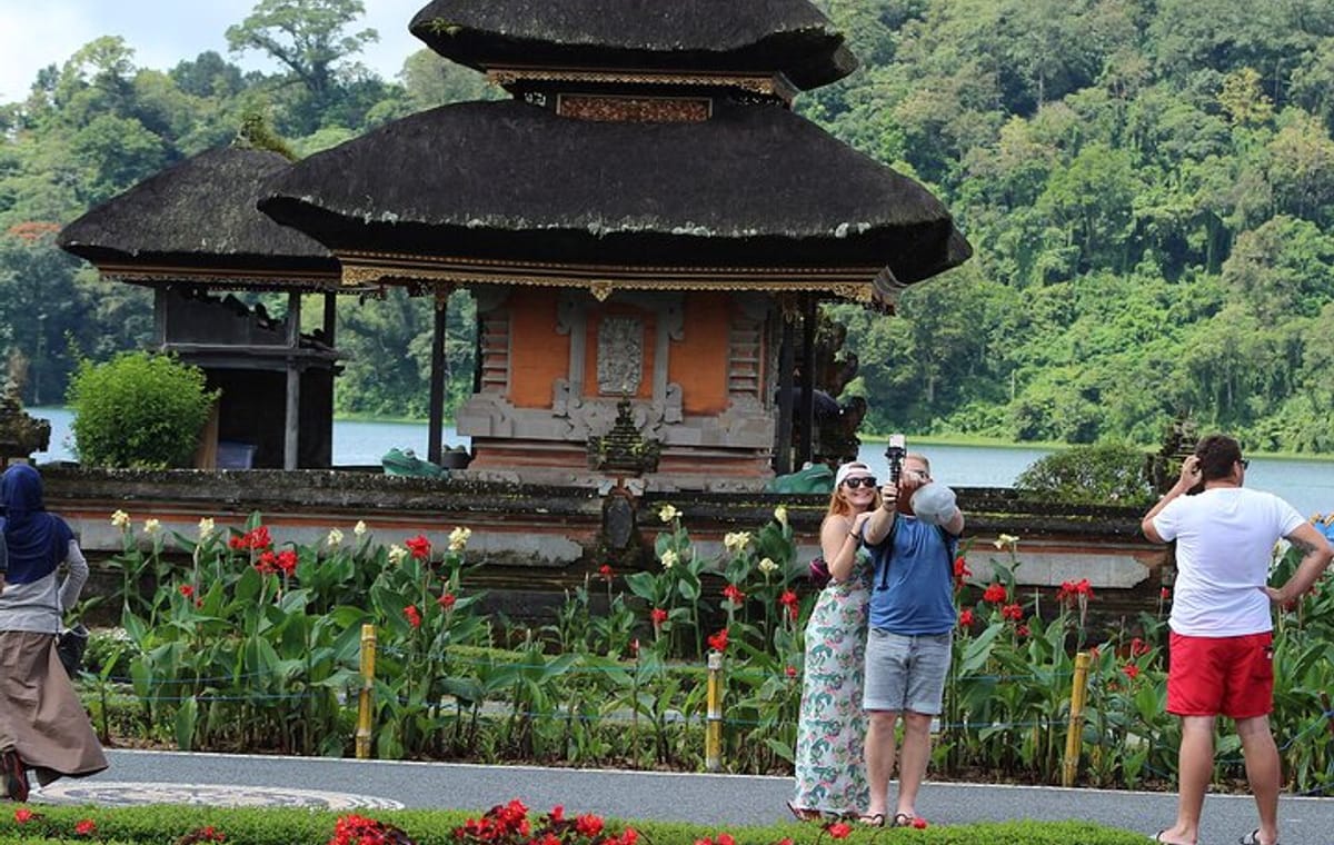 Private Tour Water Temples Hidden Waterfall and Rice Terrace