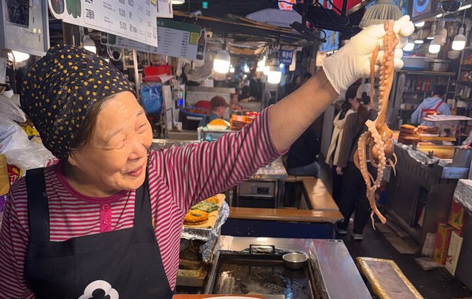 Korea Real traditional market Dongmyo Flea & Gwangjang market tour