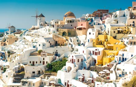 Private Sightseeing Tour of Oia and Akrotiri in Santorini