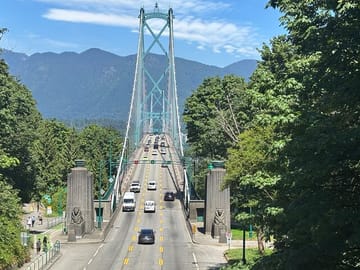 Private 4-Hour Customized Tour of Vancouver Highlights