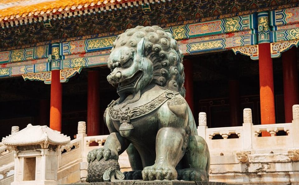 Small-Group Tour of Tiananmen Square and Forbidden City