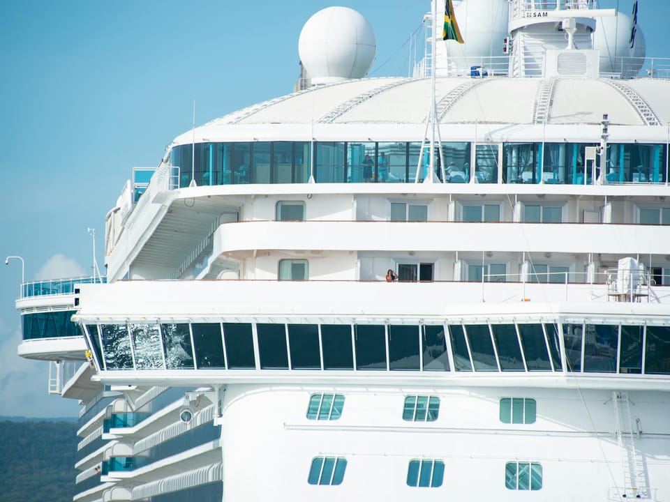 Reykjavik Hotels and Cruise Port: Private Transfer — VAREN Iceland
