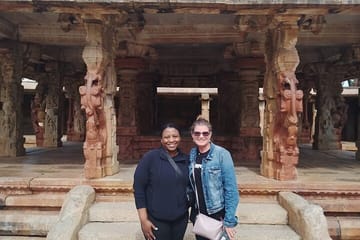 Lepakshi Temple and Nandi Hills Tour from Bangalore