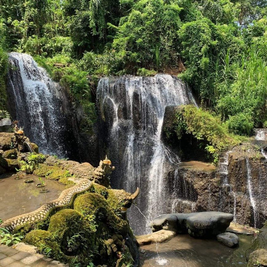 Taman Beji Griya Waterfall