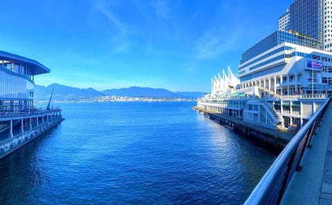 Private Vancouver City Tour with Indian Cuisine Experience