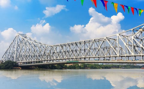 Cultural and Temple Tour of Kolkata, Bhubaneswar, and Alappuzha