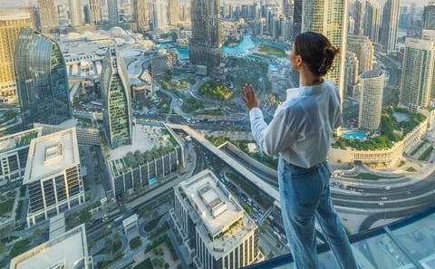 Sky View Dubai Ticket: Experience Dubai's Skyline and Edge Walk