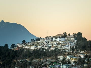 Buddhist Monasteries Tour in Bomdila, Dirang, and Tawang