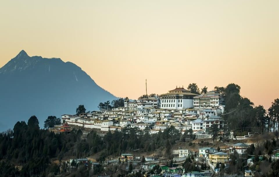 The Buddhist Monasteries Tour of Bomdila, Tawang & Dirang