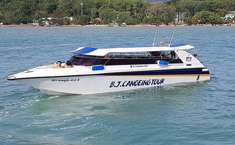 Speedboat Tour to James Bond Island from Phuket