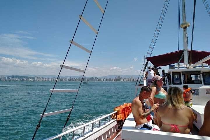 Santos Unveiled: A Private Day Trip with Breathtaking Views & Boat Tour