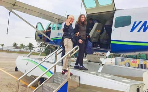 Scenic 25-Minute Seaplane Tour Over Halong Bay from Hanoi
