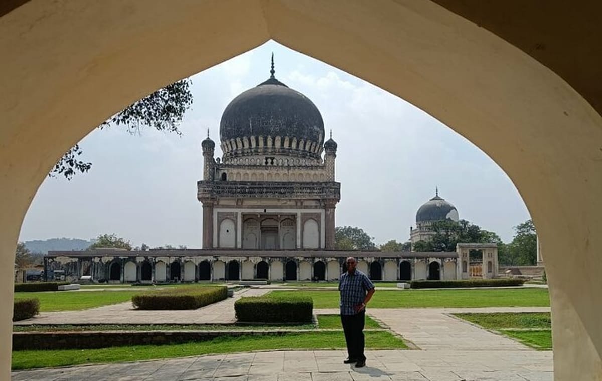 Hyderabad Delight: Private 3-Day Tour of the City Highlights