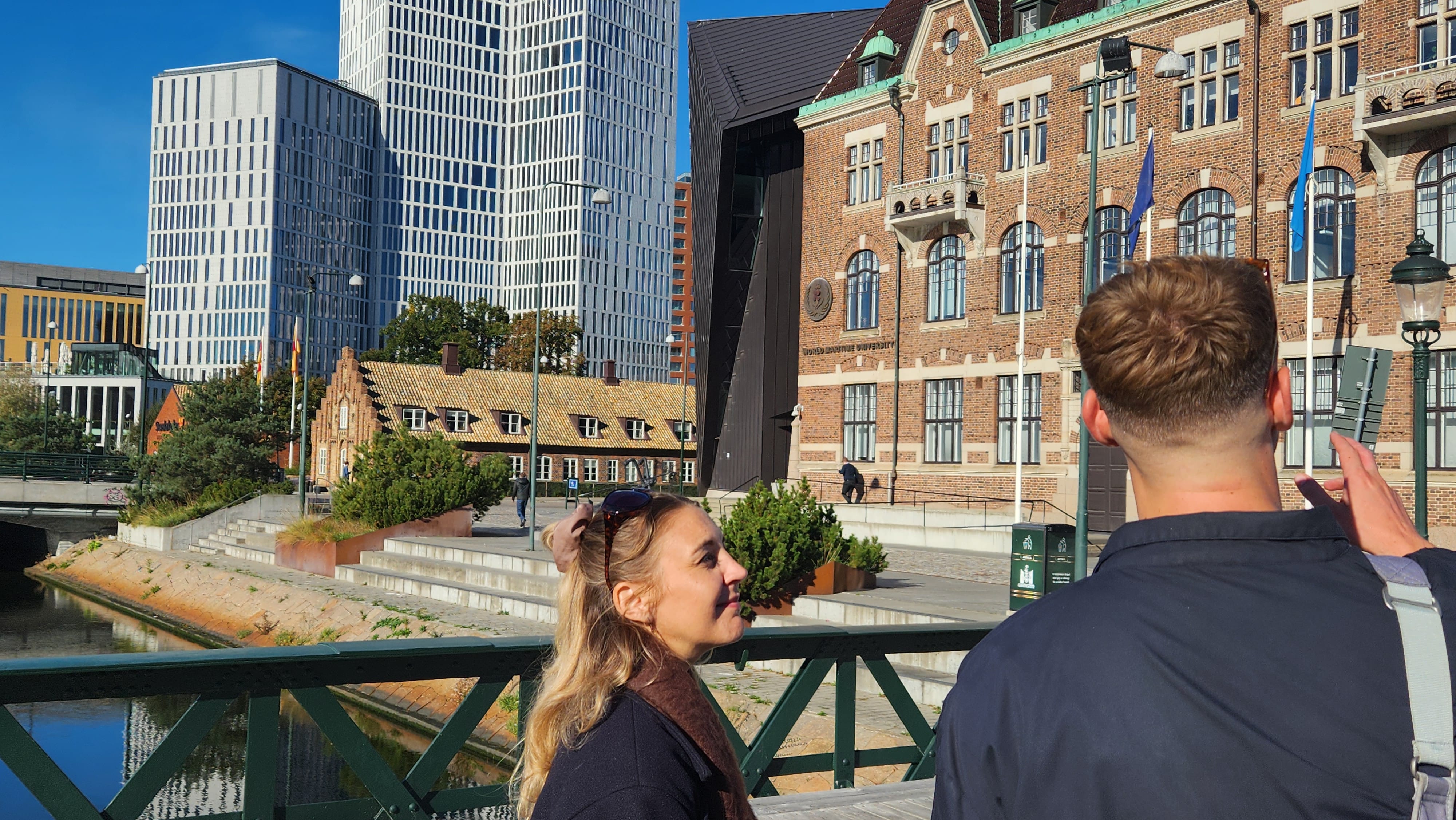 A walking tour in Malmø, where you see all the attraktions, learn about the culture and history