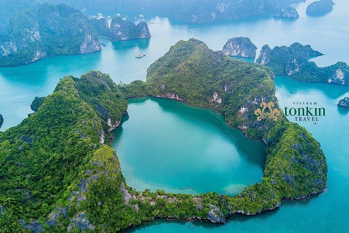 Halong bay beauty