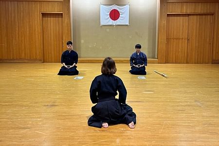 Tokyo: Authentic Samurai Experience | Kendo Lesson & Free Photos