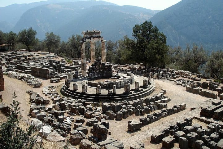 Private Tour of Delphi & Arachova from Athens 2