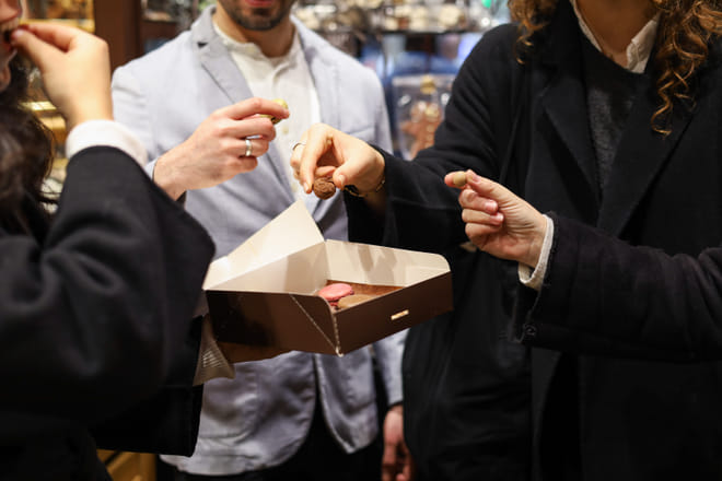 Tastes Around the Tower: Gourmet Tour of Paris' 7th District