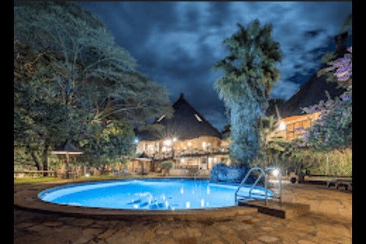 Bangkok Chao Phraya River Sightseeing Boat: A/C Cabin & Scenic Upper Deck + Bonus Day Pass