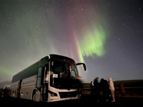 Private Northern Lights Tour - Custom Group Size & Multi-Language Guide, photo 2