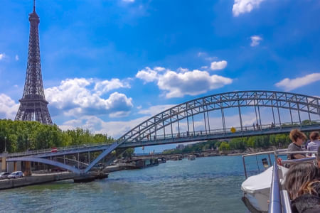 Paris Full Day: VIP Lunch, Seine River Cruise and Louvre Walking Tour