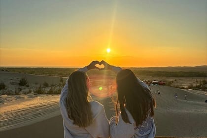 5-Hour Sunrise or Sunset Jeep Tour from Mui Ne Beach Town