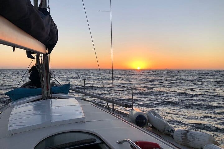 Porto, Private Tour in the Douro and Sea or Sunset