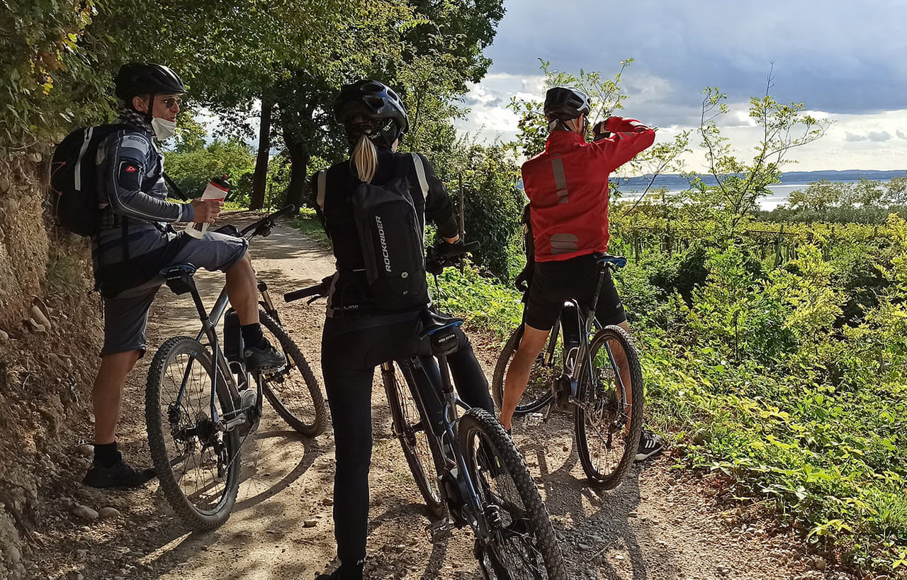 E-Bike Tour and Wine Tasting from Bardolino 9