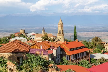 Dzama Gorge Jeep Tour: Explore Bateti Lake & Historic Monasteries