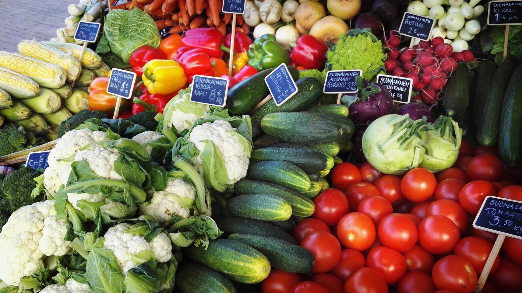 Taste of Helsinki and Suomenlinna - Private Tour