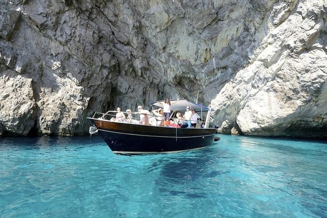 Capri boat tour with Blue Grotto: Fun & Swim (half day 4hours) 2