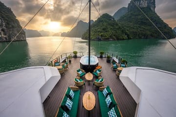 Luxury Full-Day Catamaran Cruise in Halong and Lan Ha Bay