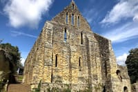 1066 Battle of Hastings, Birling Gap and Seven Sisters Tour 8