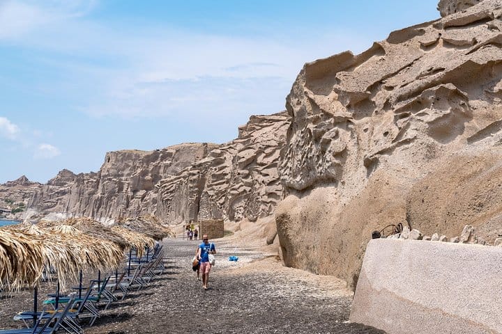Private Full-Day Sightseeing Tour in Santorini with a Local 9
