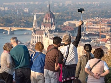 Budapest City Tour with Danube River Cruise Experience