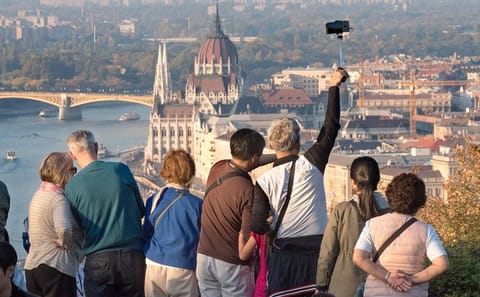 Budapest City Tour with Danube River Cruise Experience