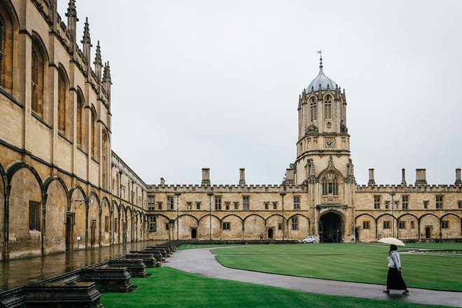 London Day Trip to Oxford and Cotswolds Villages