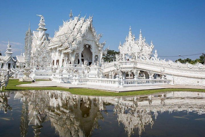 Chiang Rai Adventure: White Temple, Golden Triangle & Hill Tribe Tour