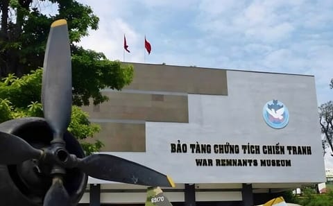 Vietnam War Sites Tour with Saigon River Dinner Cruise