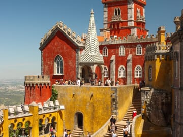 Half-Day Sintra Tour with Pena Palace and Pastry Tasting