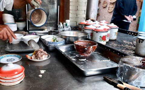 Kashgar tour: Old City exploration and local food tasting