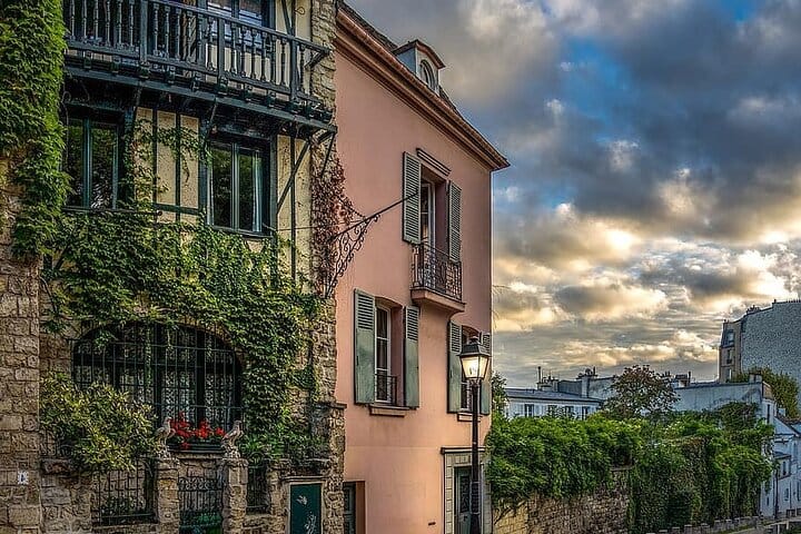 Full-Day Private Van Tour in Paris 10