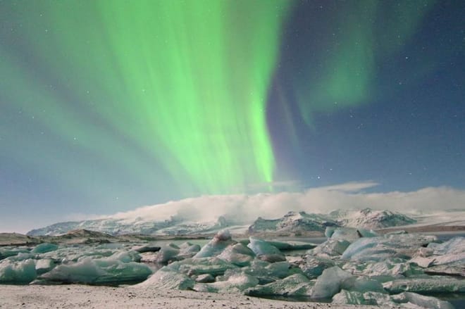 	Northern Lights at Jökulsárlón Glacier Lagoon photo 4