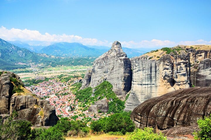 Private Transfer from Kalabaka, Kastraki & Meteora to Athens 2