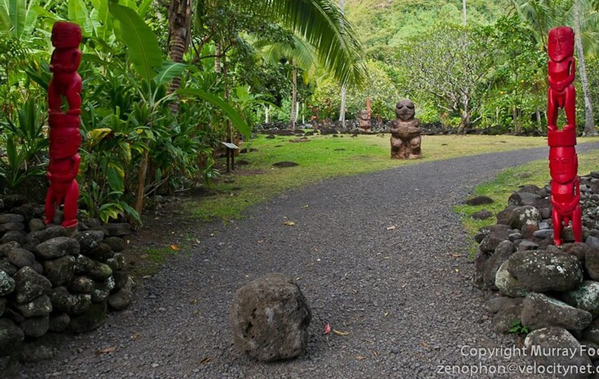 5 Hours Tahiti Island Tour – West and East Coast