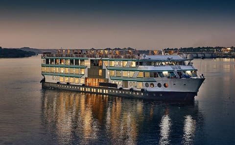 5-Day Nile Cruise from Luxor to Aswan with Cultural Tours