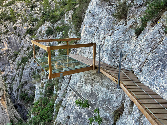 Tour guiado: Paseos de Montaña por el Pueblo y la Pasarela del Relleu