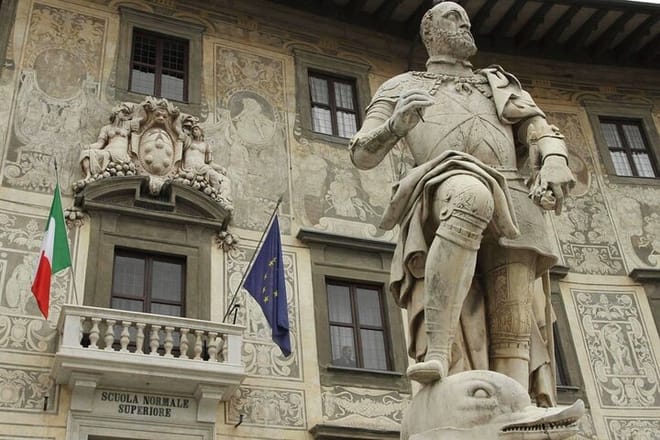 Private Full-Day Pisa and Lucca guided Tour from Florence photo 4