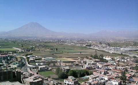Arequipa Countryside Tour: Sabandia Mill and Founder's Mansion